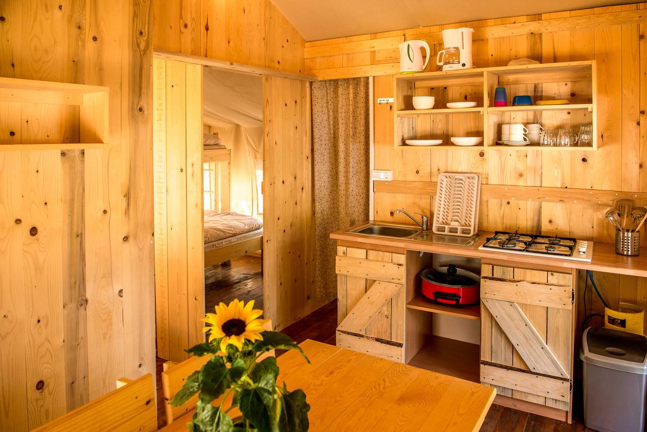 Sunflower Camping ซาวูดริยา ภายนอก รูปภาพ